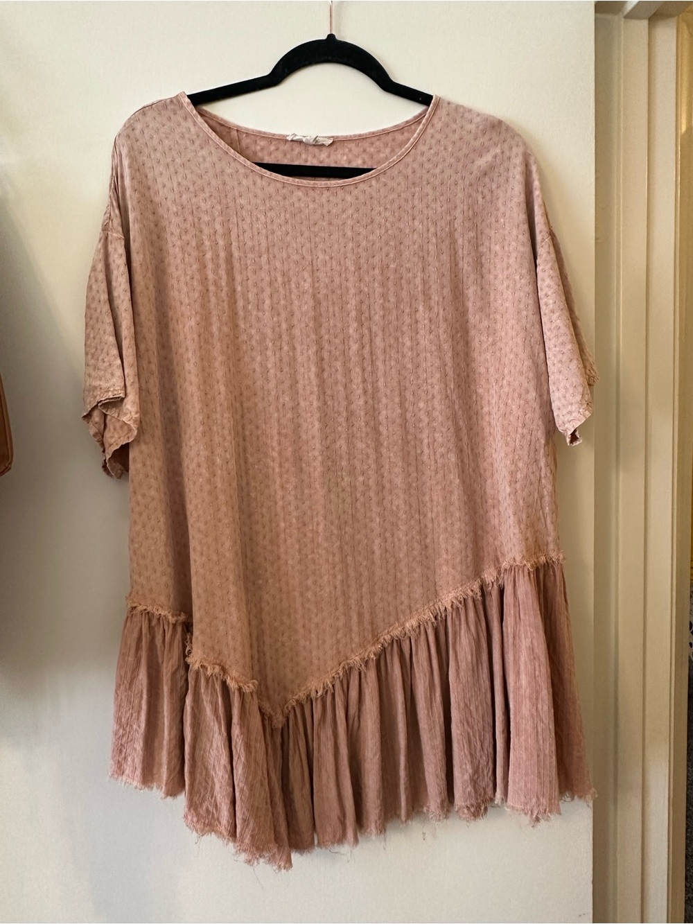 easel Blush Pink Textured Ruffle-Hem Tunic